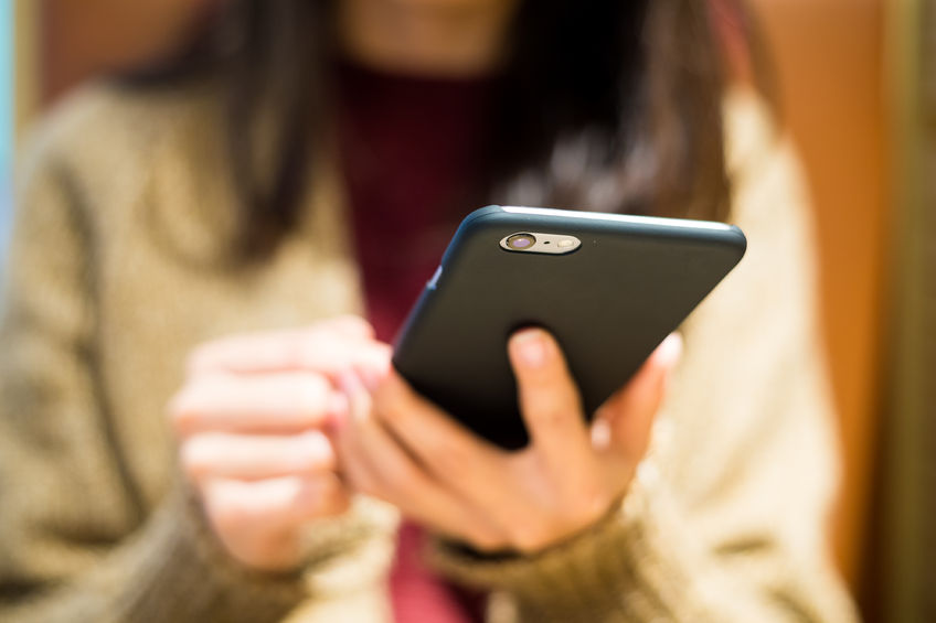 亲戚拜年怎么聊天,怎么跟不熟的亲戚聊天