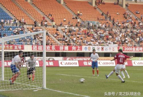 宋黎辉为什么叫中国齐达内,中国足坛传奇齐达内