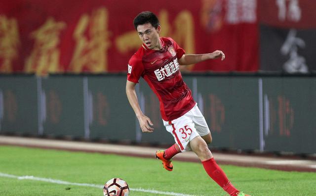 第一左后卫马塞洛定球,左后卫马塞洛实况足球