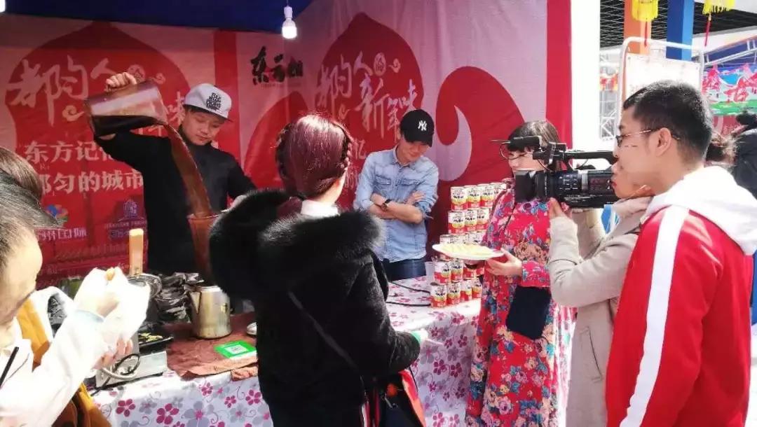 大年初一都匀哪里热闹,大年初一的现状