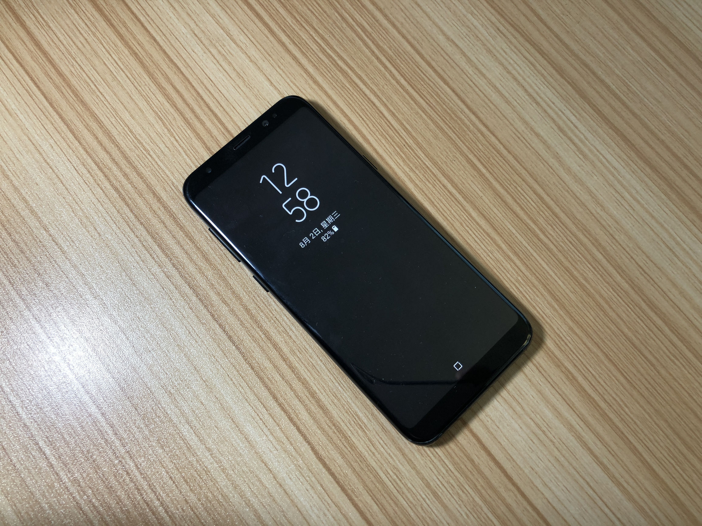 成都小伙花3000元入手三星S8+，开箱之后我笑了，他却哭了！