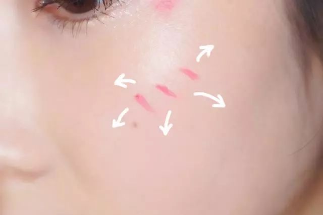 唇颊两用美妆太适合懒人了！买了绝对不浪费