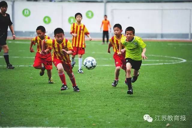 假以时日，且看咱大江苏为中国足球贡献力量