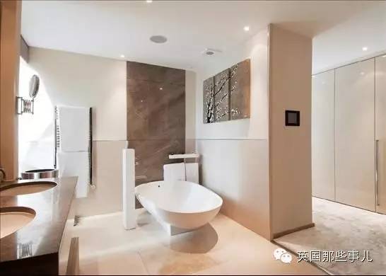 陪他们嗨他们就给你豪宅免费住。今天伦敦这条画风清奇的招租，我不敢去-。-！