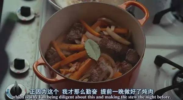 新婚礼物和红包一块给吗,塞红包塞多少合适