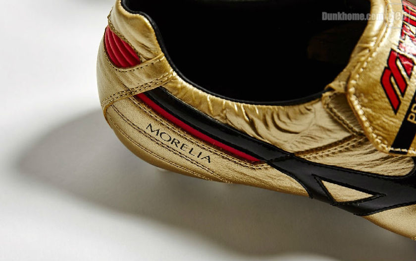 美津浓足球鞋morelia超顶,美津浓moreliamd足球鞋