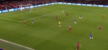 复盘切尔西vs巴萨：空间争夺战，宽度是关键