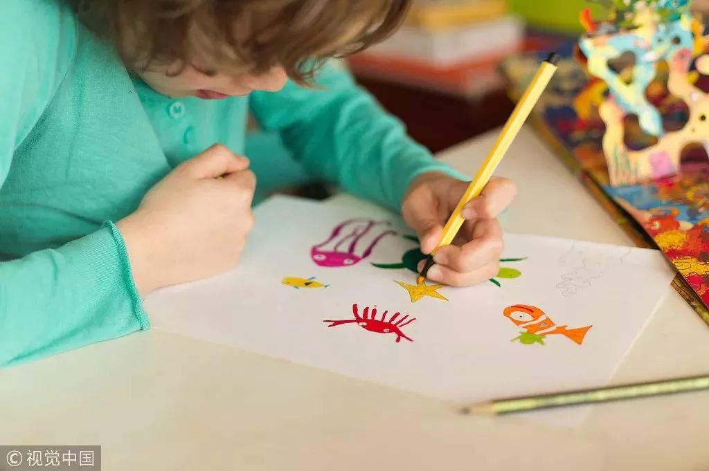 为什么右撇子也会变成左撇子,为什么右撇子多