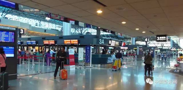 护照出国必看,出国除了要办护照还要带什么