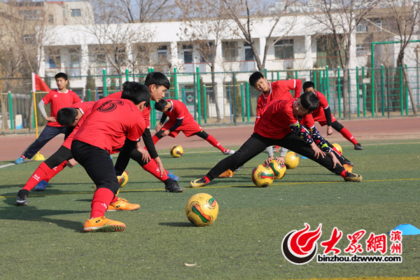 全国青少年校园足球夏令营滨州,滨州足球训练营