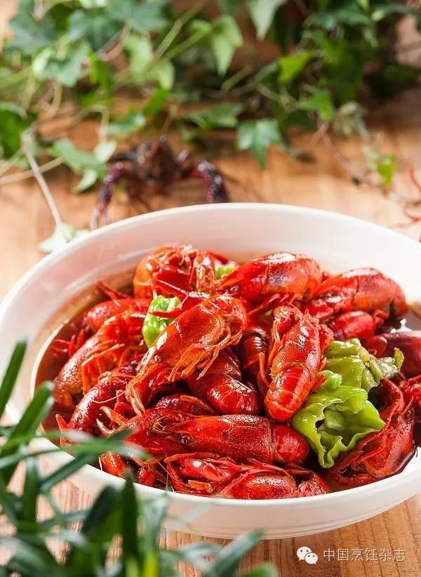 小龙虾，大市场！未来是否继续火爆取决于什么？盱眙、潜江、南京、武汉、上海、北京、合肥、杭州……跟着小龙虾地图走一遭吧！