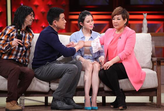 阿娇年轻时的腿粗吗,阿娇有多矮