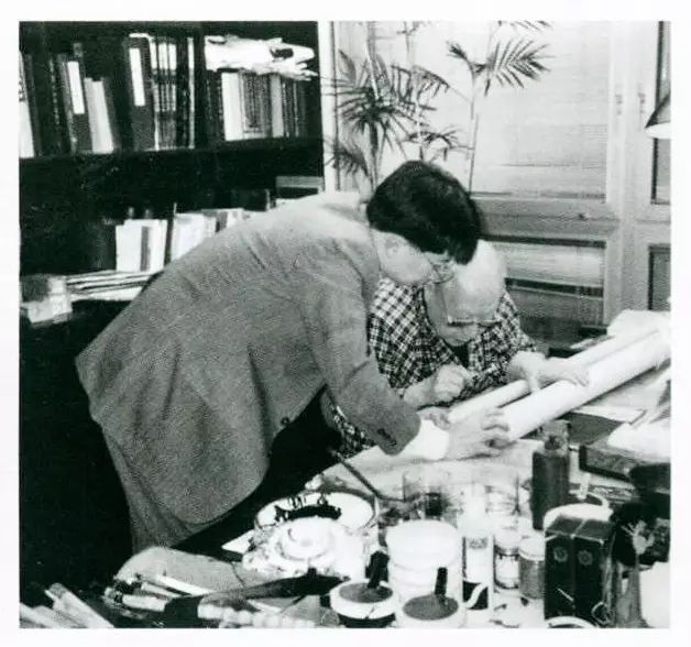 他家财万贯，被称为“华人收藏之首”，也是一位多才多艺的画家！