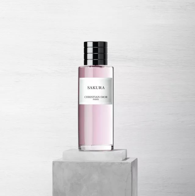 dior棣欐皼涓栧,杩ゥdior鐪熸垜棣欐皼