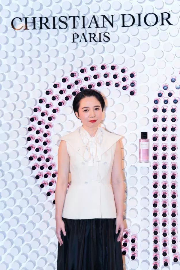 dior棣欐皼涓栧,杩ゥdior鐪熸垜棣欐皼