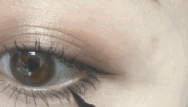 技巧分享｜吃下这7招，睫毛精根根分明还能卷翘，一整天的谨慎机就都拿下了！