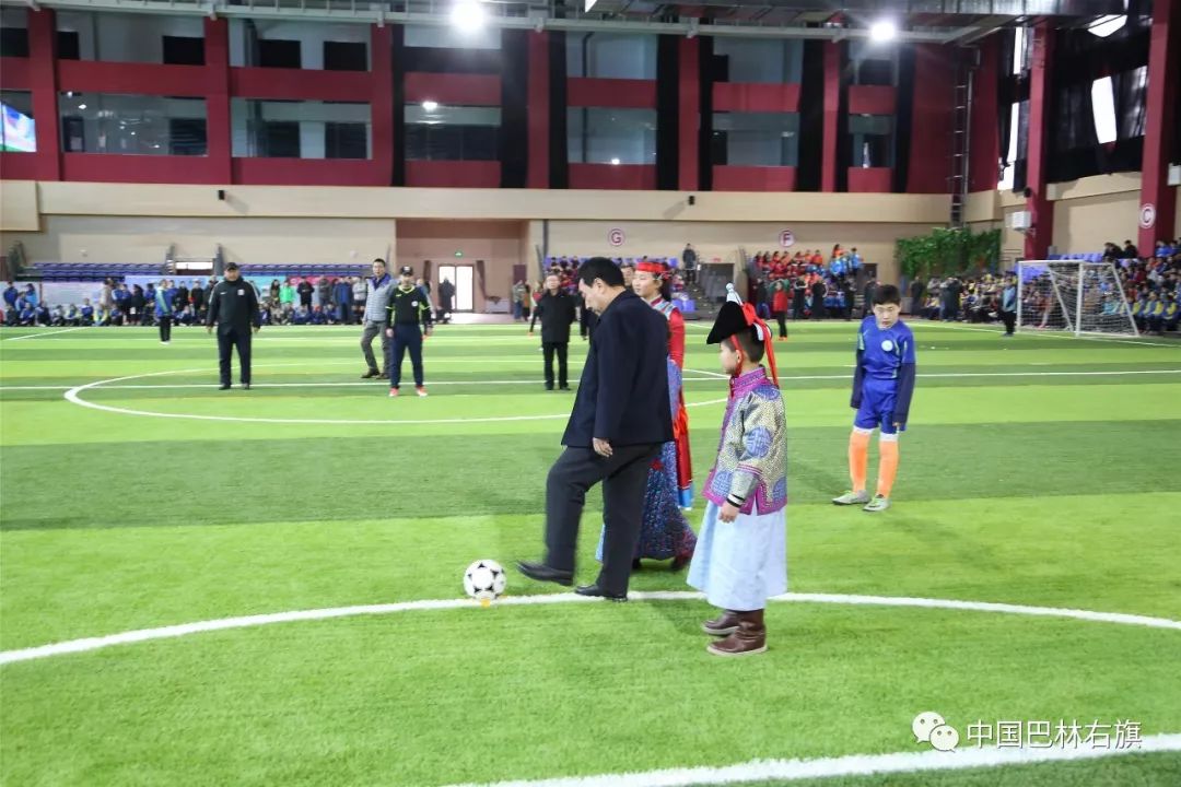 「动态」｜2018年“内蒙古青少年校园足球日”公益活动暨“五人制”校园足球和啦啦操联赛巴林右旗分会场启动仪式在大板蒙中举行