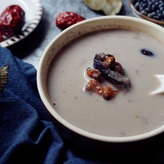 缺铁性贫血吃哪些食物好得快,缺铁性贫血吃哪些水果能补