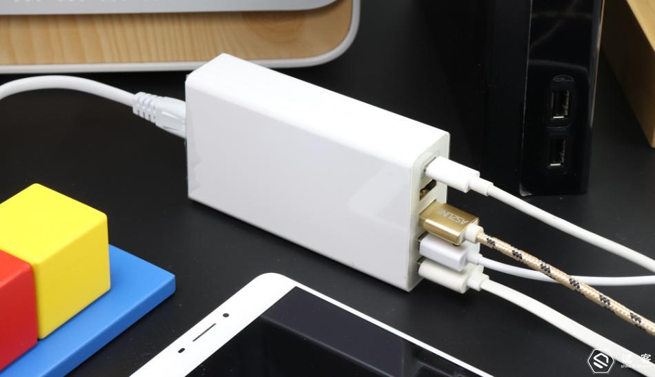 多口usb充电器超级快充测评,老司机也翻车日常