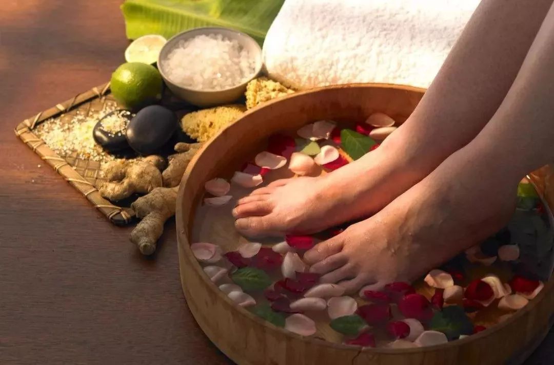 嘘悄悄告诉你,嘘悄悄英文