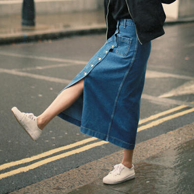 今年流行的秋季裙装,这套裙装火遍整个夏天