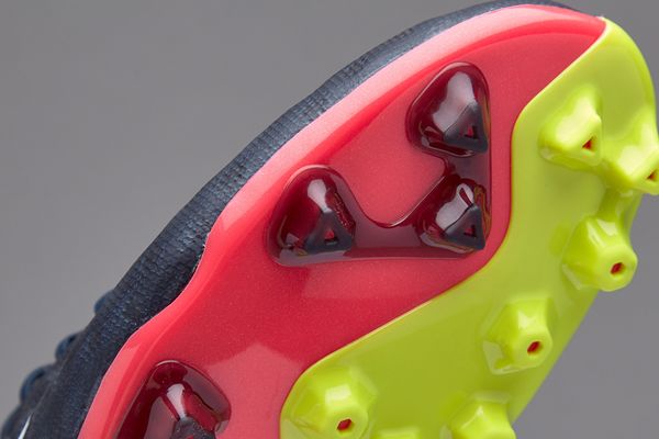 newbalance入门级足球鞋,newbalance442足球鞋顶级