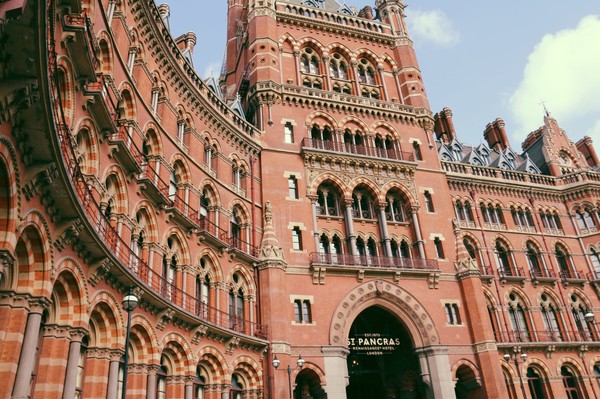 记忆在岁月里变模糊,记忆在流逝的岁月里模糊