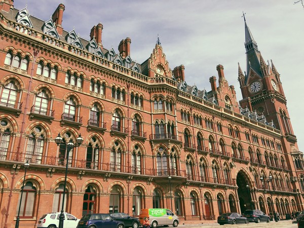 记忆在岁月里变模糊,记忆在流逝的岁月里模糊