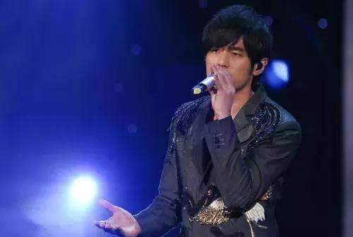 狗年春晚4个女艺人3个整容，春晚这瓶卸妆油真是太强了