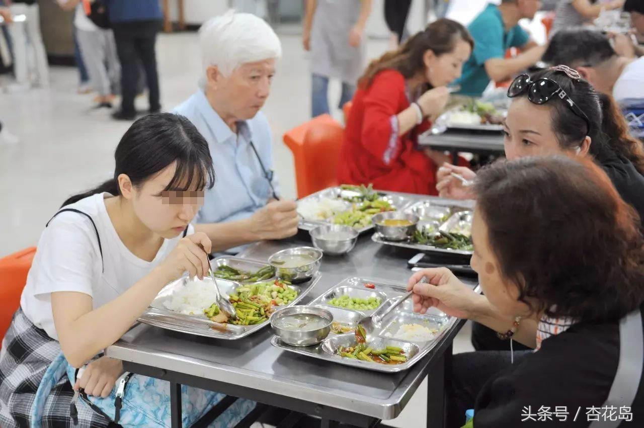 淋巴瘤常见全身症状有乏力,女性突然消瘦10斤要警惕六种病