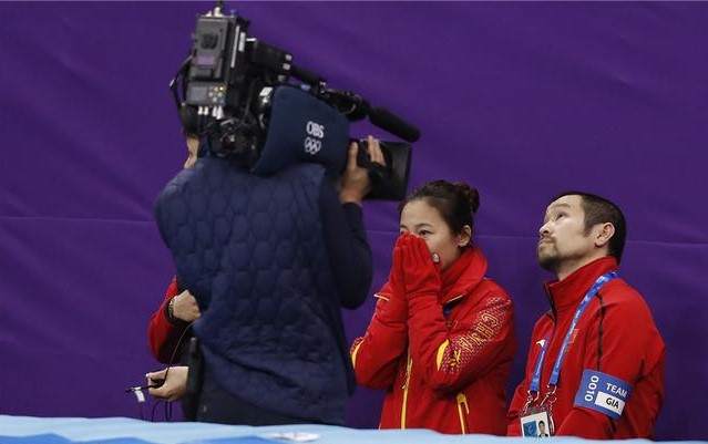 韩国队恶意犯规丢金牌是哪场比赛,韩国队与加拿大队碰撞