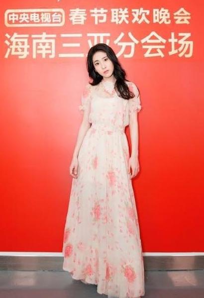 扒一扒明星都在穿哪些国潮品牌,扒一扒明星穿的小众品牌