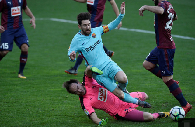 爱因斯坦对梅西球路也无解！射门助攻皆成王，让人如何不叫绝！