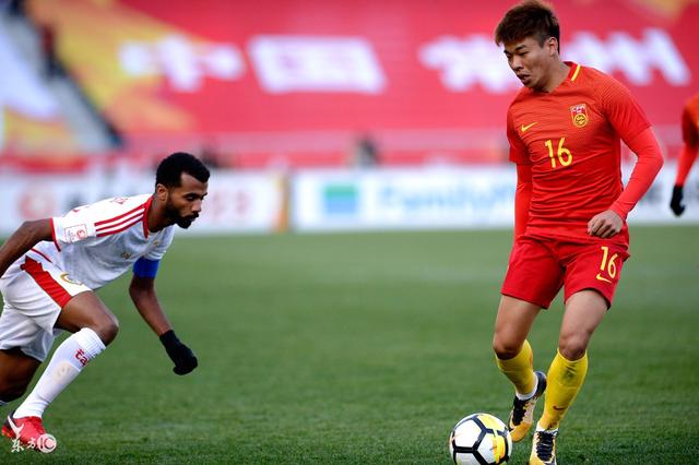 在中国如何建立一支职业足球队,给你一亿资金打造一支球队