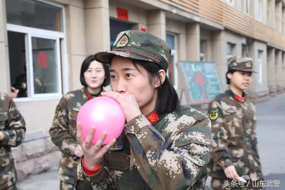 过年“七天最”|“酷炫”活动齐上阵，“年味”“兵味”“战味”哪家浓？