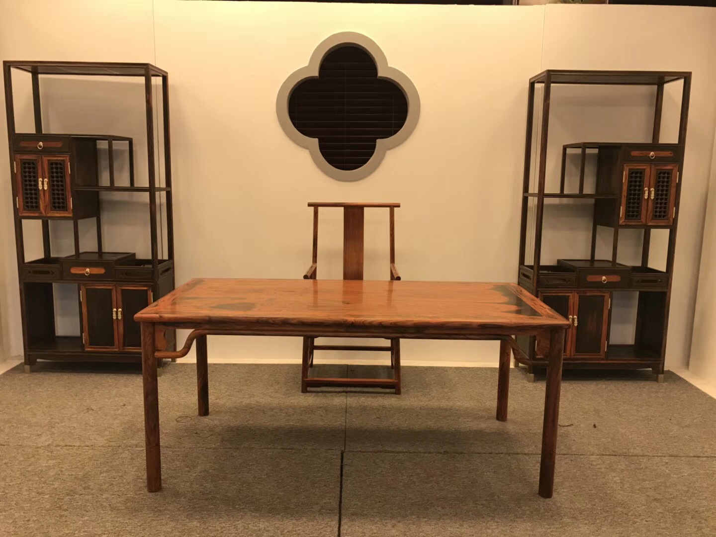 实木家具开裂怎么处理,实木家具开裂怎么办