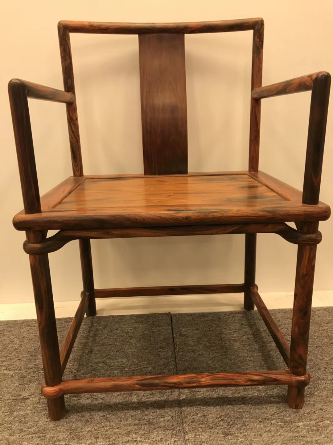 实木家具开裂怎么处理,实木家具开裂怎么办