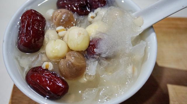 骨质疏松患者要常吃这些食物,治疗骨质疏松吃什么水果