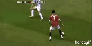 c罗和梅西惺惺相惜的视频,c罗梅西体育场上那些感人的瞬间