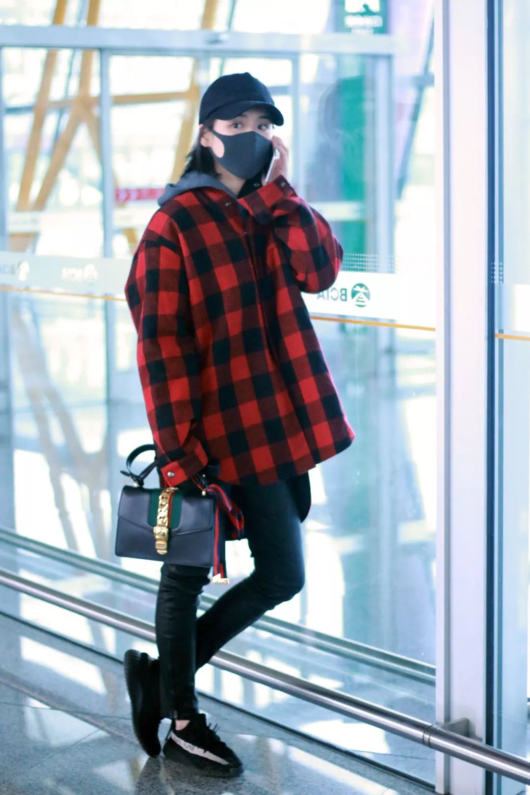 gucci是怎样成为全球最火品牌的,gucci设计look