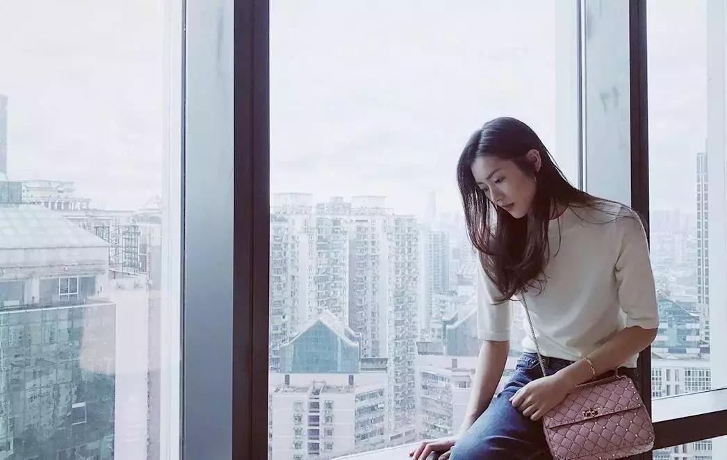 刘雯的高级穿搭一般人也可以拥有,刘雯最新日常穿搭图片