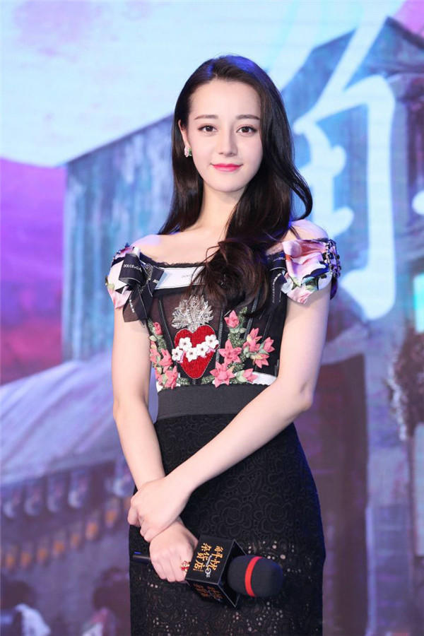 为什么迪丽热巴能接这么多代言,迪丽热巴为什么要代言迪奥