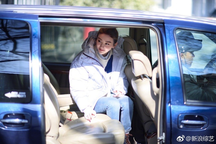 景甜和张继科在一起时候的打扮,景甜穿京剧衣服