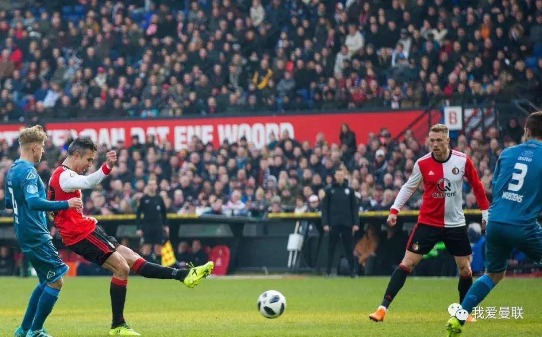 范佩西红牌集锦10-11,范佩西国家队第44粒进球