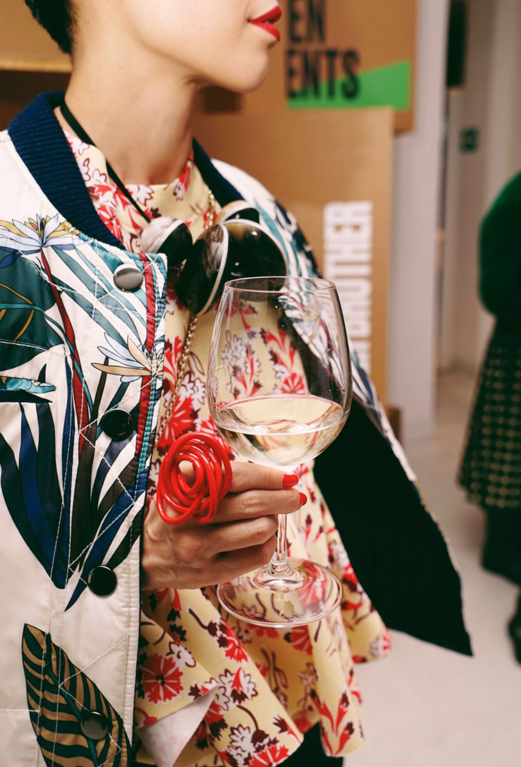 2018年米兰时装周秋冬成衣发布秀,米兰时装周第一场