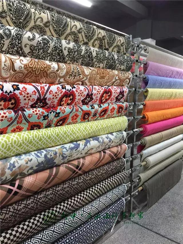 红酒遇见亚麻，新春优雅+——2018年新申亚麻村狗年新春葡萄酒会