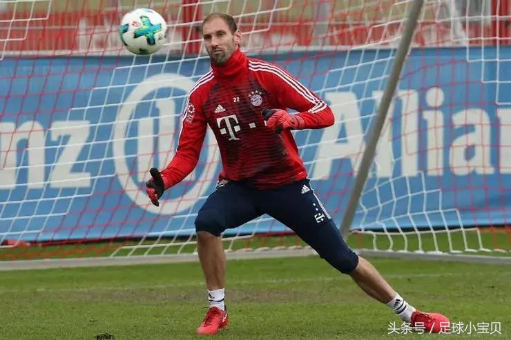 当今足坛无可争议的最顶尖的巨星,足坛十大超群球员