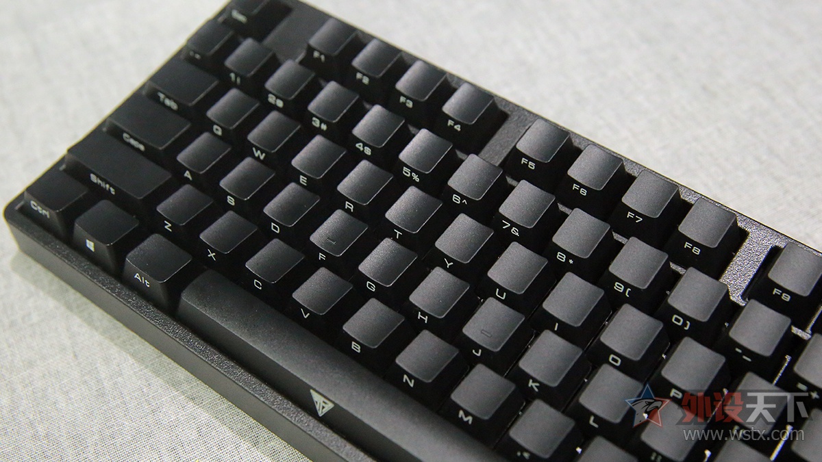 et机械键盘i87测评,赛博朋克机械键盘测评
