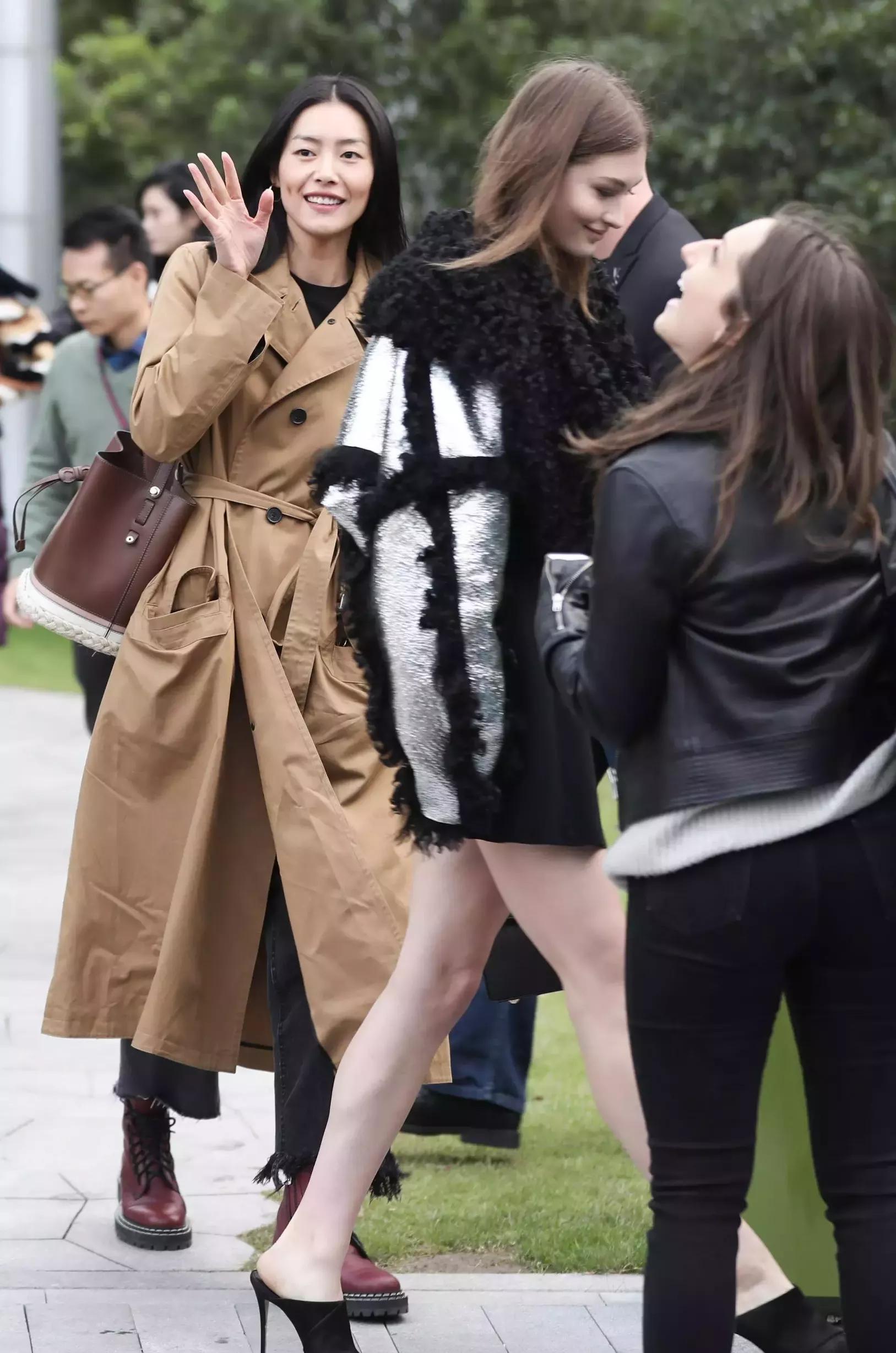 刘雯的高级穿搭一般人也可以拥有,刘雯最新日常穿搭图片