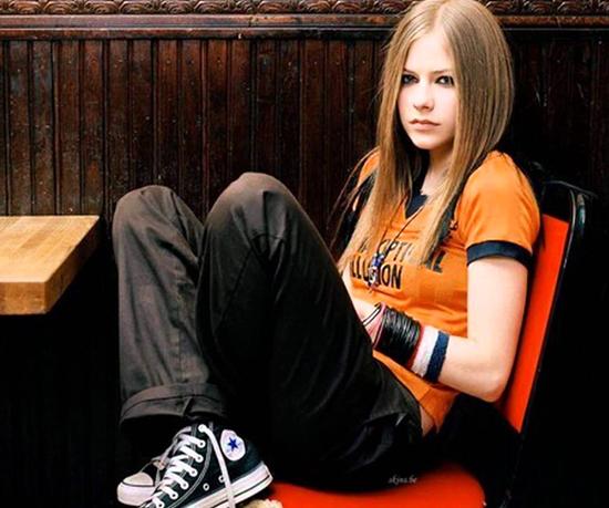 既好看又耐穿的运动鞋,公认好看又脚感好的休闲运动鞋